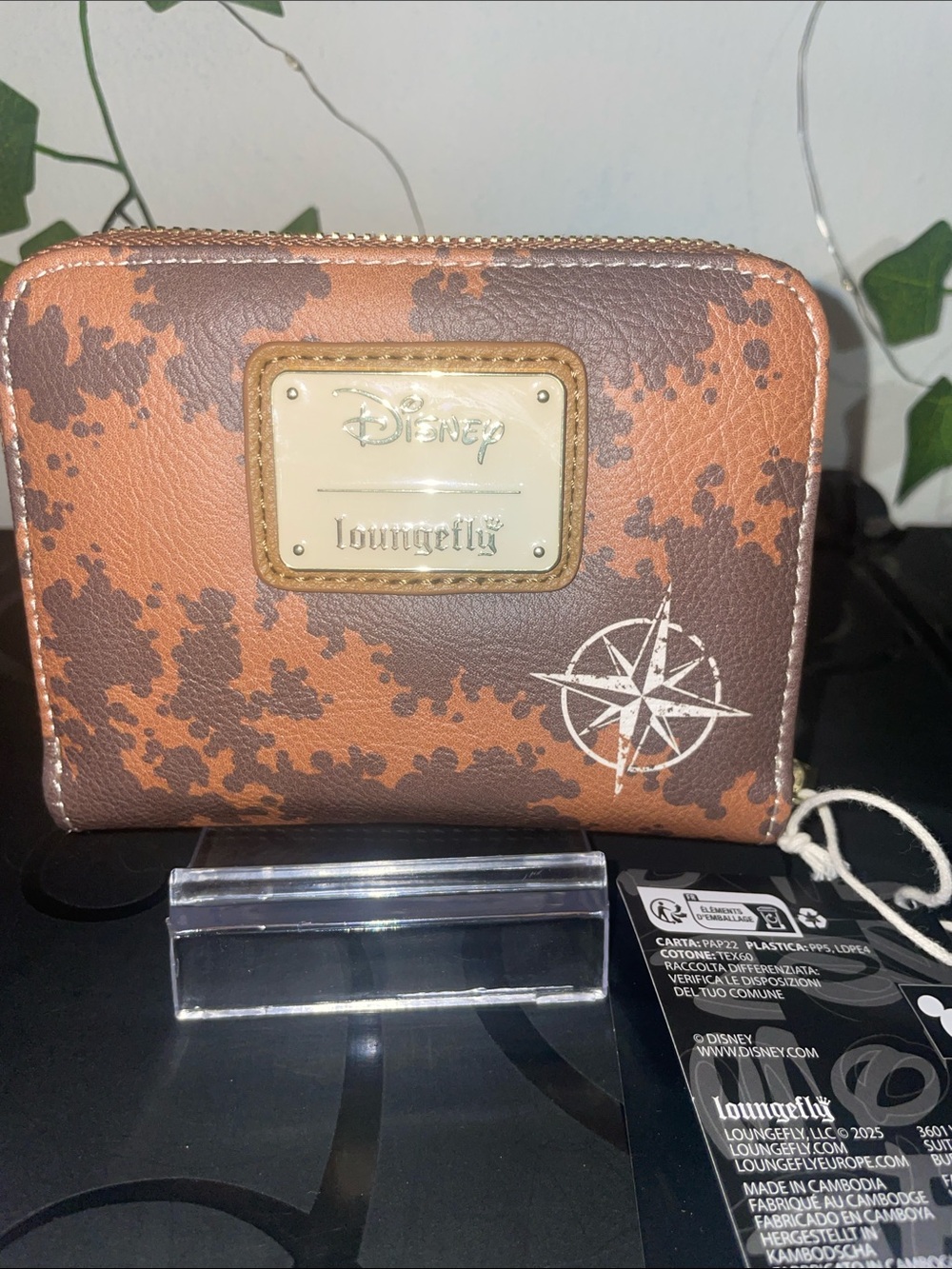 Loungefly Disney Atlantis: The Lost Empire Milo Small Zip Wallet - Picture 2 of 4